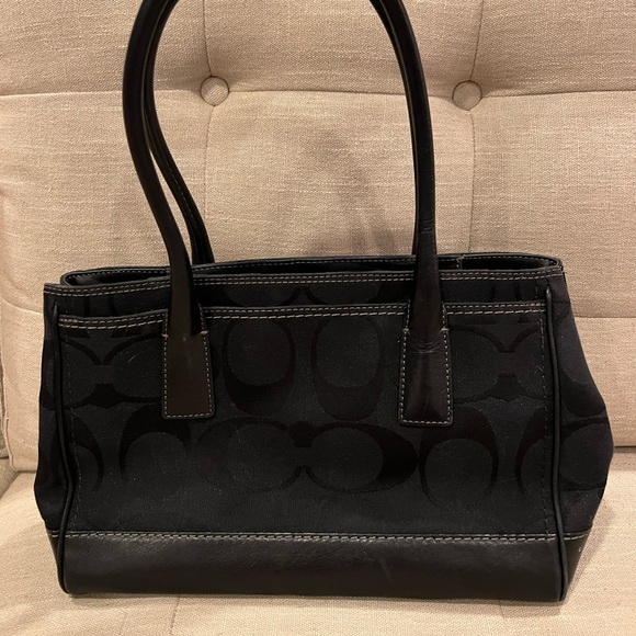 Coach Hampton Madeleine black great condition. - Picture 2 of 8